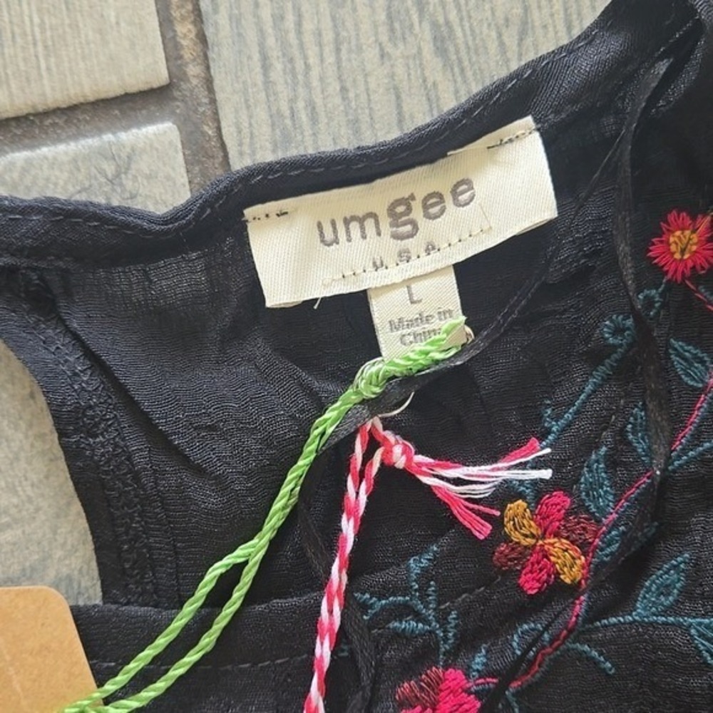 Umgee Womens Black Floral Embroidered Babydoll Blouse Top K5152 Size Large NWT - Picture 3 of 9